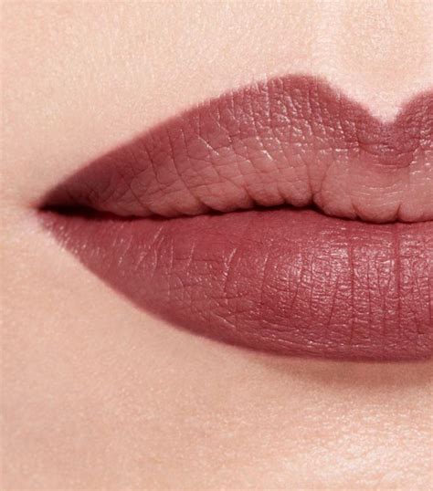 chanel lip pencil